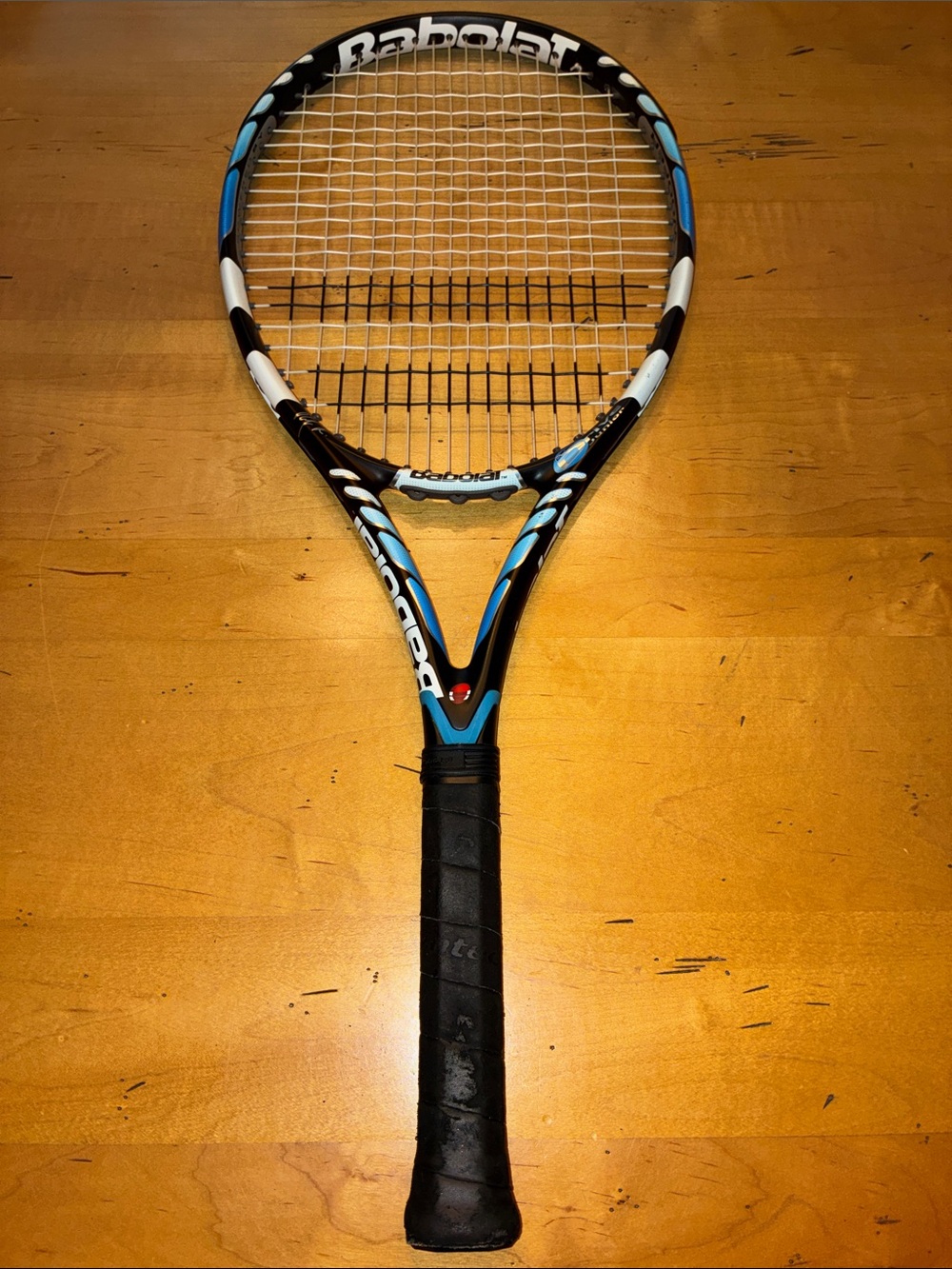 BABOLAT Good Blue/White Tennis Racket with Black/White Babolat Case With Strap.